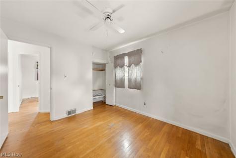 14577 N Gallatin Boulevard Brook Park OH 44142