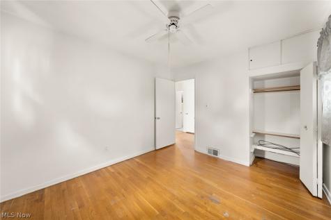 14577 N Gallatin Boulevard Brook Park OH 44142