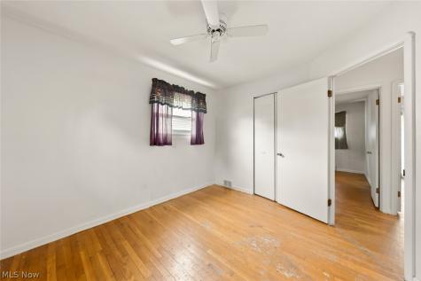 14577 N Gallatin Boulevard Brook Park OH 44142