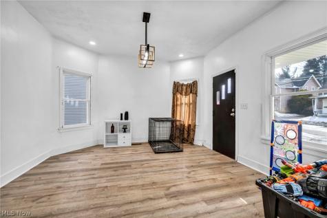 6923 Fullerton Avenue Cleveland OH 44105