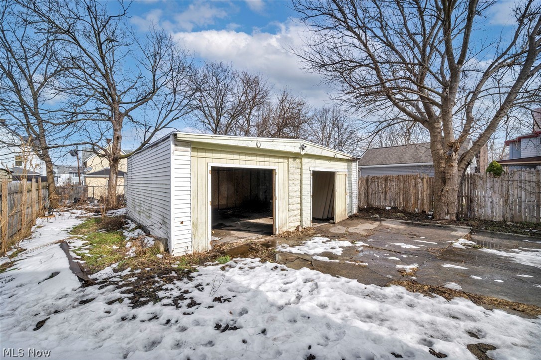 6923 Fullerton Avenue Cleveland OH 44105
