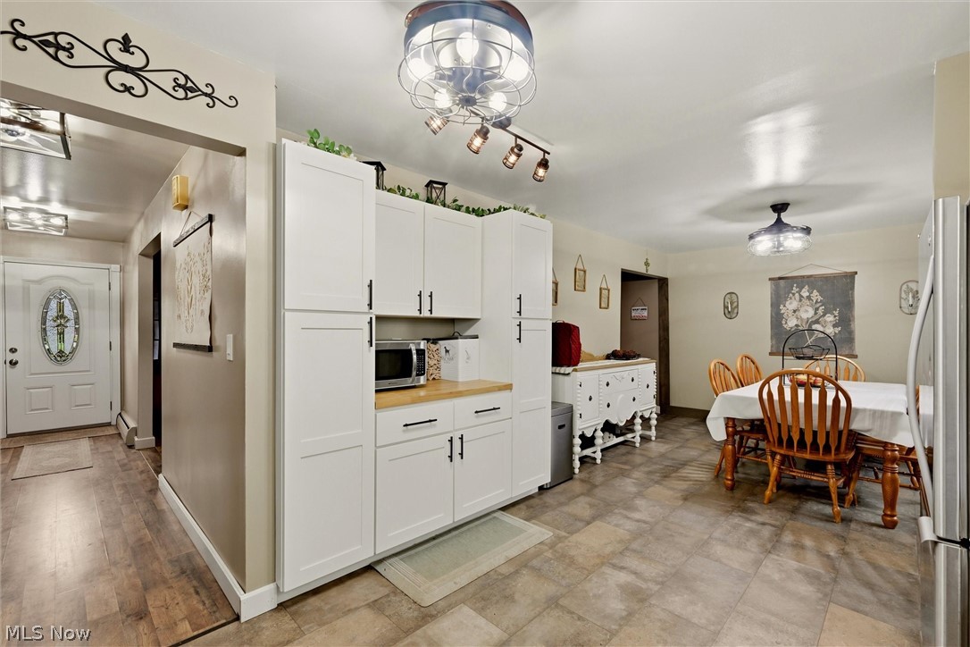 1708 Coventry Avenue NE Warren OH 44483