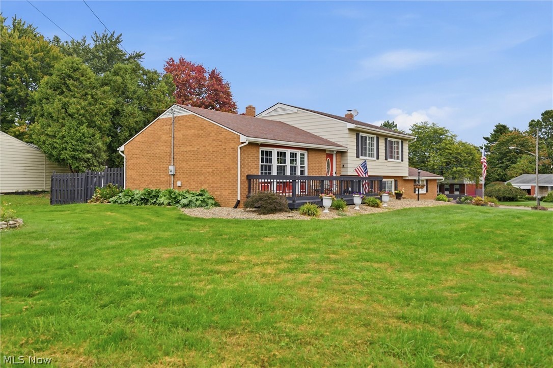 1708 Coventry Avenue NE Warren OH 44483
