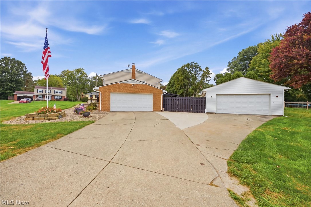 1708 Coventry Avenue NE Warren OH 44483