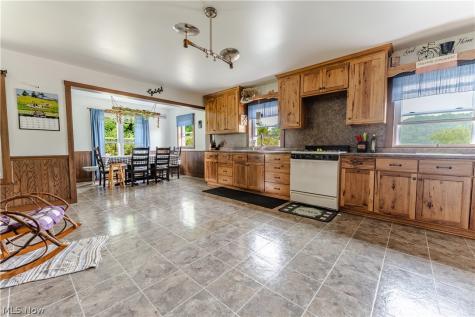 7803 Harrison Road Fredericksburg OH 44627