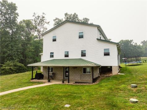 7803 Harrison Road Fredericksburg OH 44627