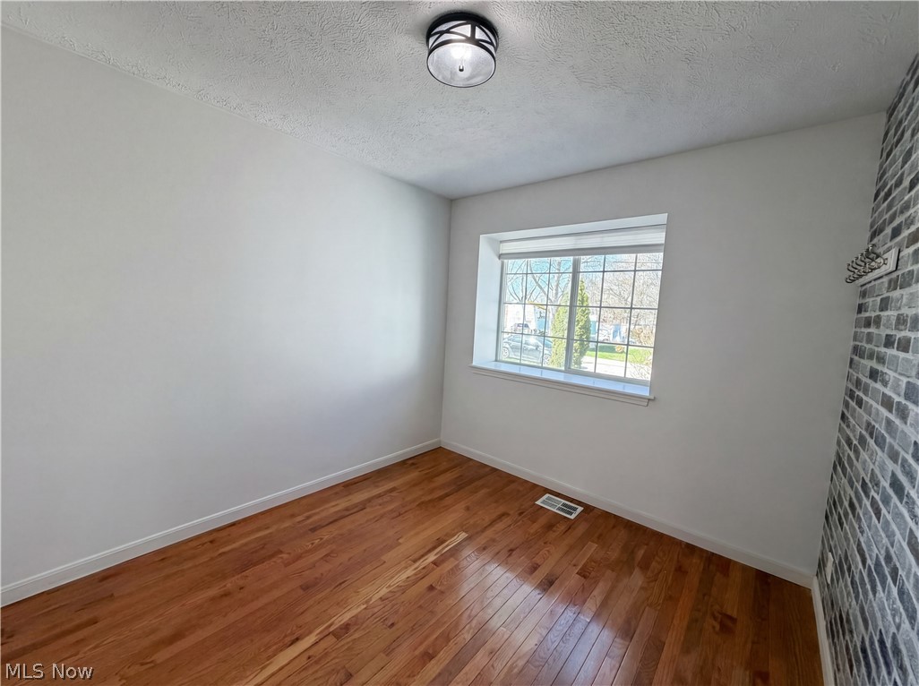 7049 Woodland Avenue Chagrin Falls OH 44023