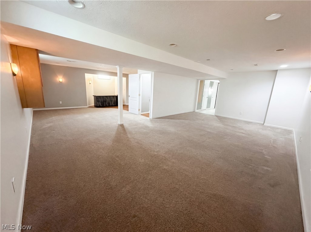 7049 Woodland Avenue Chagrin Falls OH 44023