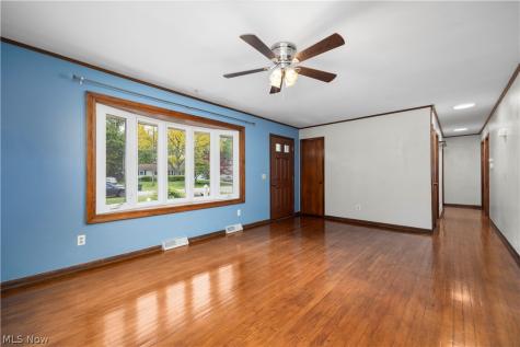 795 Tarry Lane Amherst OH 44001
