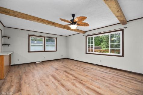 795 Tarry Lane Amherst OH 44001