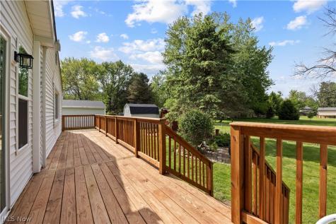 795 Tarry Lane Amherst OH 44001
