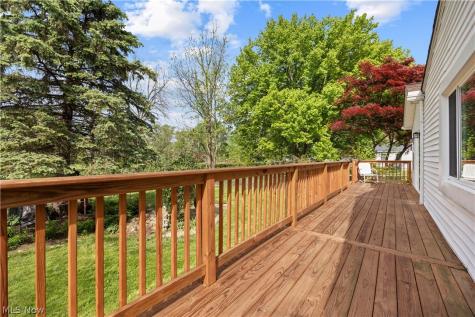 795 Tarry Lane Amherst OH 44001