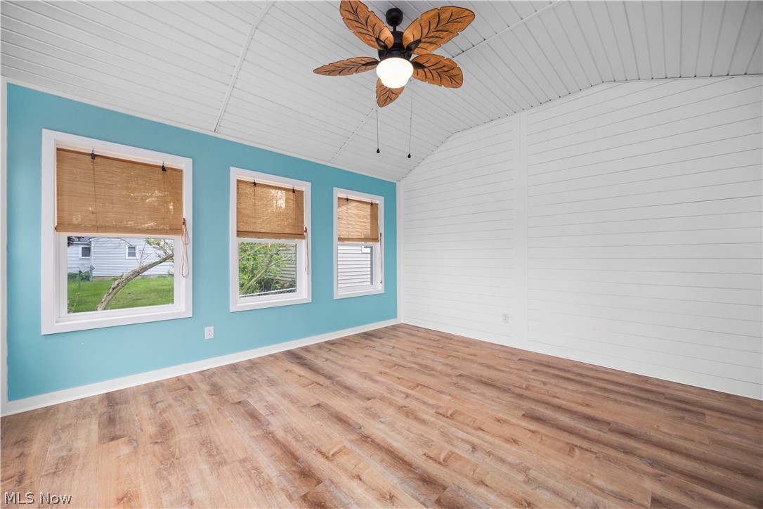 795 Tarry Lane Amherst OH 44001