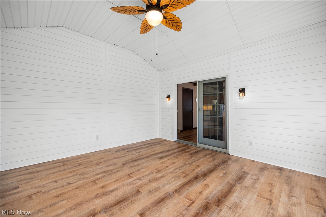 795 Tarry Lane Amherst OH 44001
