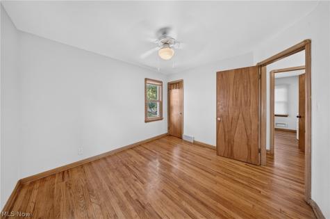 8122 Fernhill Avenue Parma OH 44129