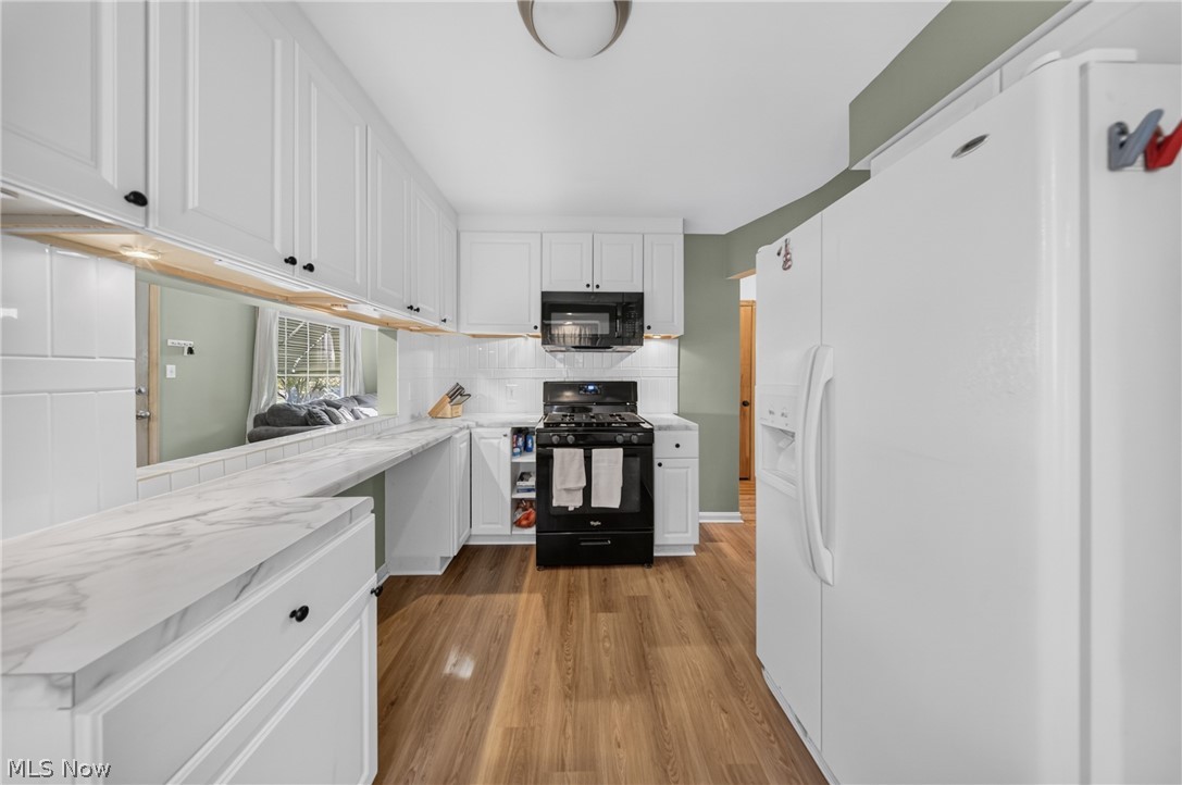 8122 Fernhill Avenue Parma OH 44129