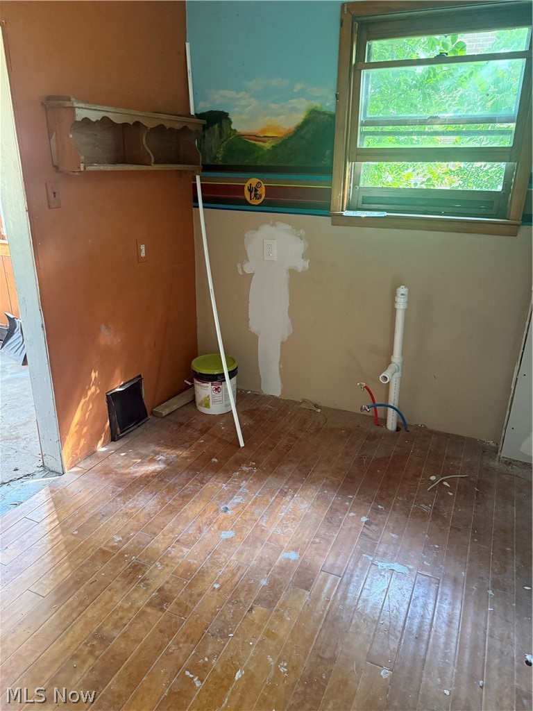 536 Lindell Street Akron OH 44305