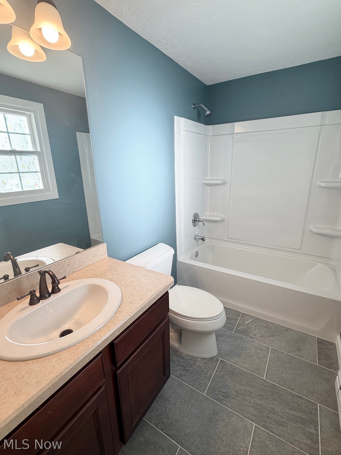 1929 Crehore Street Lorain OH 44052