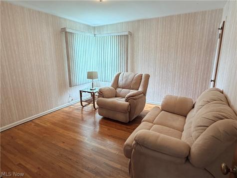 3975 Warrendale Road South Euclid OH 44118