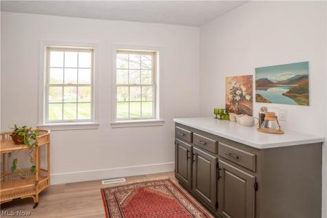 6459 Smith Kramer Street NE Hartville OH 44632