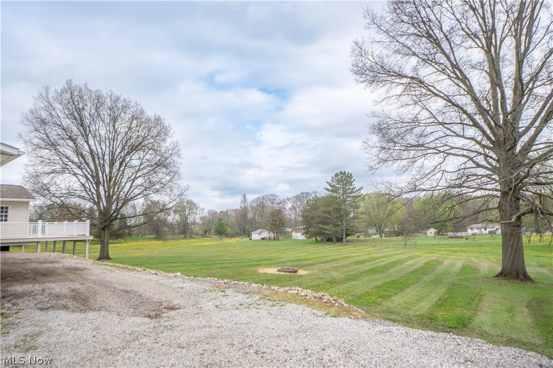 6459 Smith Kramer Street NE Hartville OH 44632