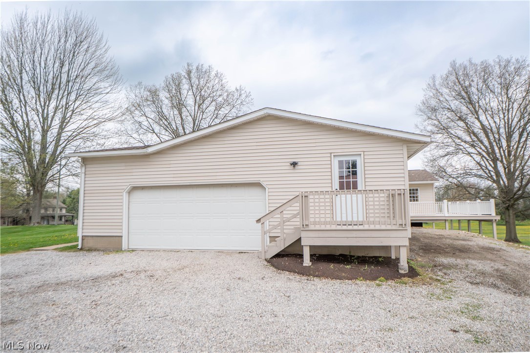 6459 Smith Kramer Street NE Hartville OH 44632