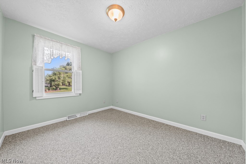 8508 Kellydale Street NW Massillon OH 44646