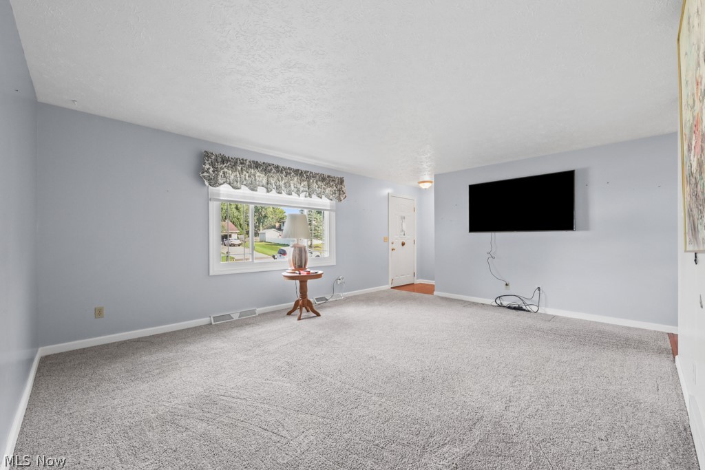 8508 Kellydale Street NW Massillon OH 44646