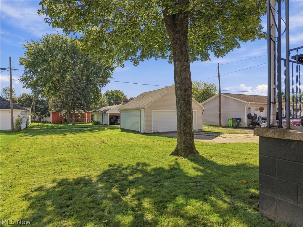 448 Lincoln Avenue NW Carrollton OH 44615