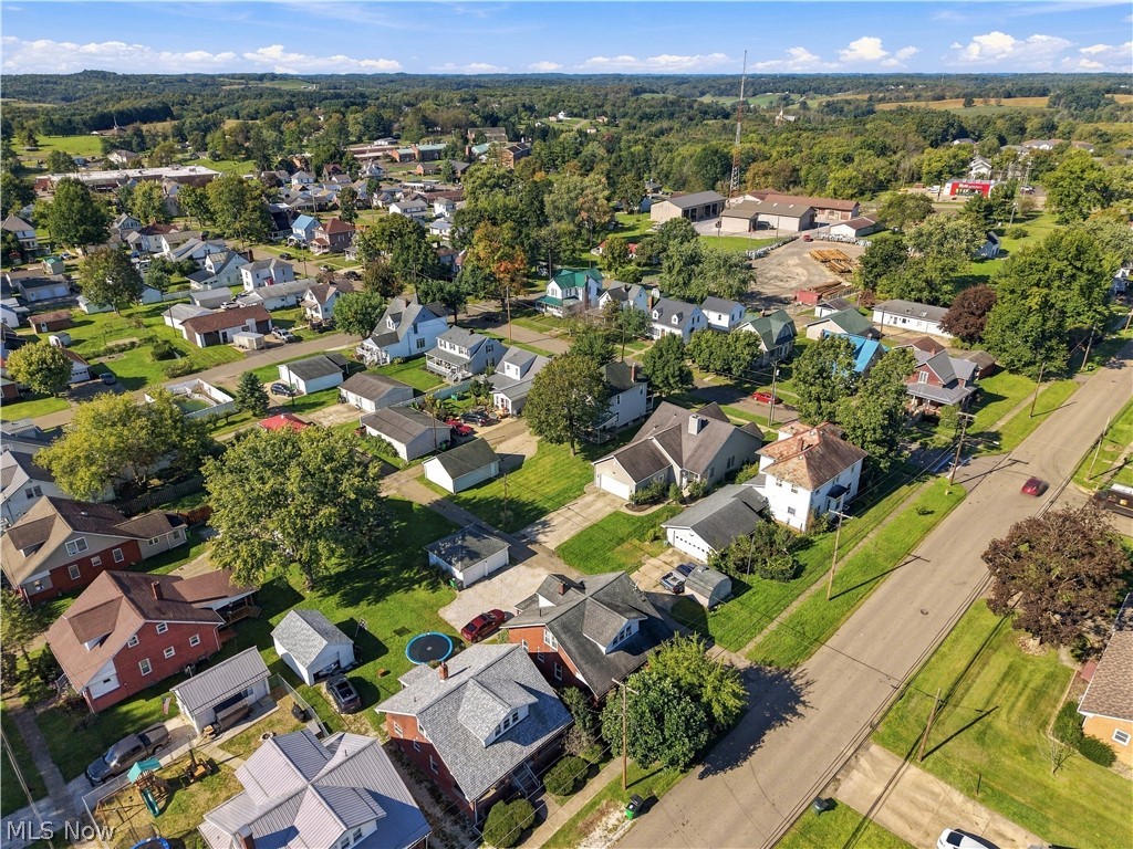 448 Lincoln Avenue NW Carrollton OH 44615