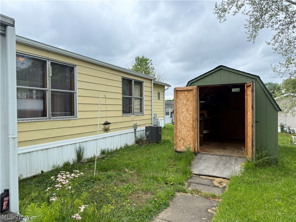 200 Driftwood Drive SE New Philadelphia OH 44663