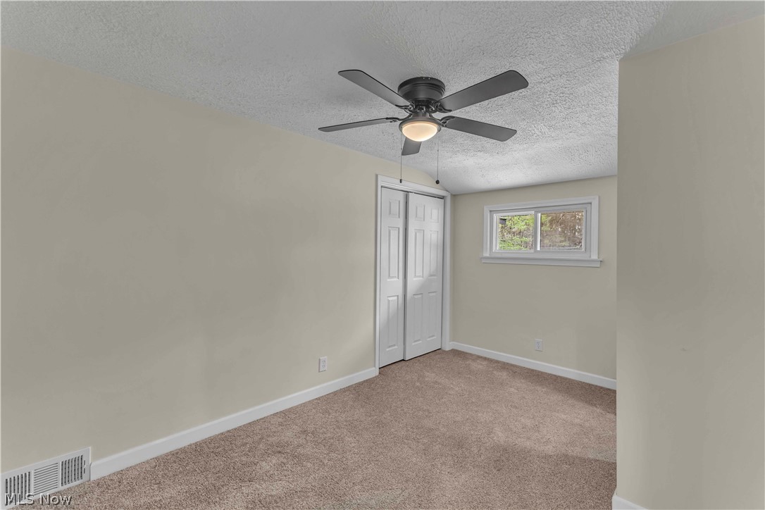 8195 N Palmyra Road Canfield OH 44406