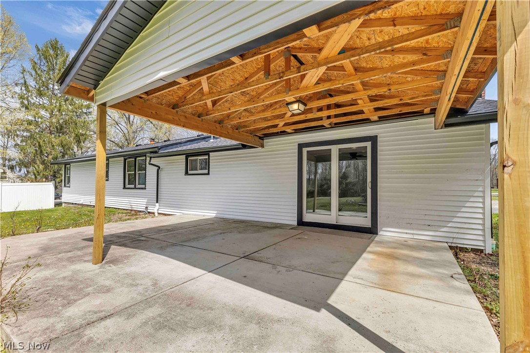 8195 N Palmyra Road Canfield OH 44406