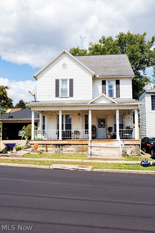 113 East 4th Uhrichsville OH 44683