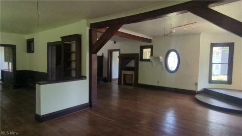 204 Broadway Avenue Youngstown OH 44504