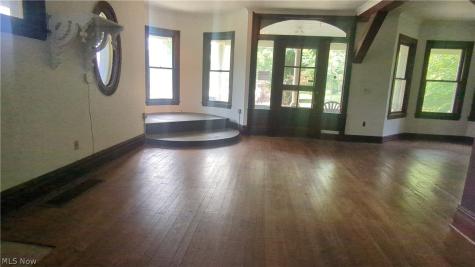 204 Broadway Avenue Youngstown OH 44504