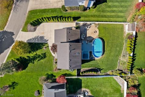 6525 Beckleigh Circle NW Canton OH 44708