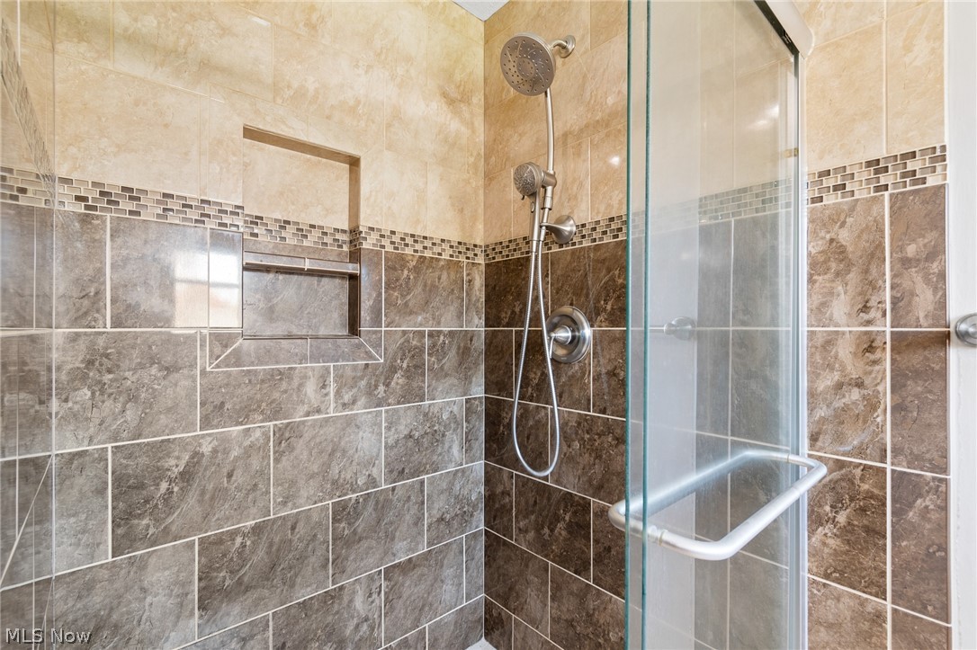 6525 Beckleigh Circle NW Canton OH 44708