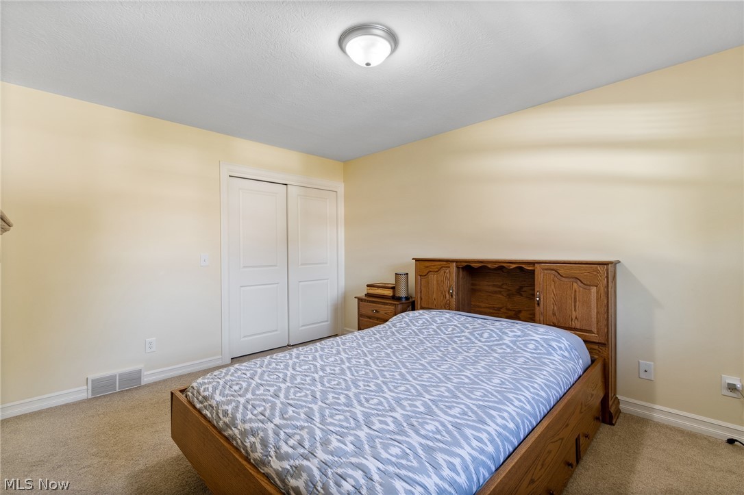 6525 Beckleigh Circle NW Canton OH 44708