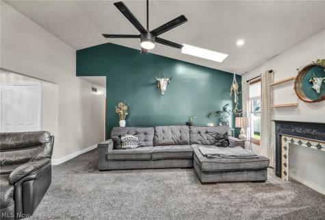 153 Sonesta Avenue Elyria OH 44035