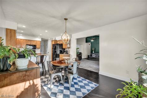 153 Sonesta Avenue Elyria OH 44035