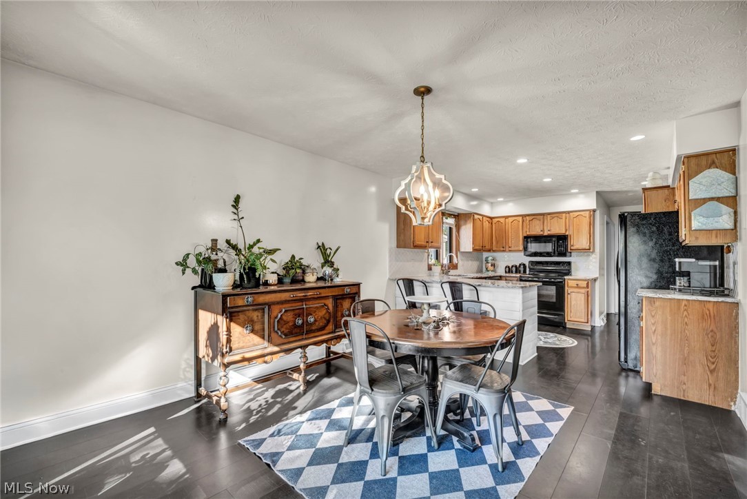 153 Sonesta Avenue Elyria OH 44035