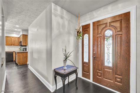 153 Sonesta Avenue Elyria OH 44035