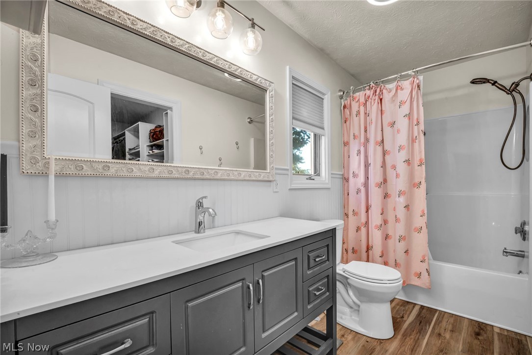 153 Sonesta Avenue Elyria OH 44035