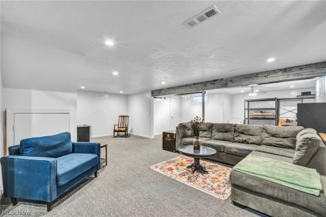 153 Sonesta Avenue Elyria OH 44035