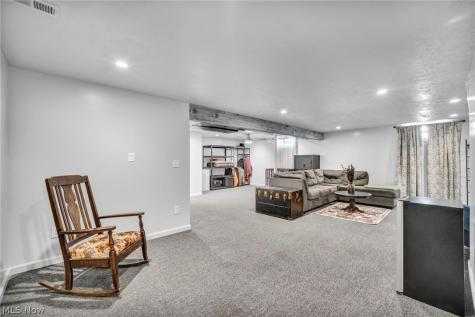 153 Sonesta Avenue Elyria OH 44035