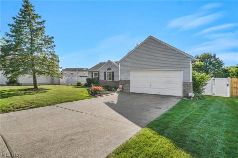 153 Sonesta Avenue Elyria OH 44035