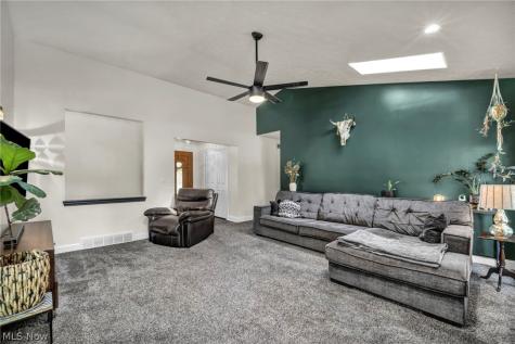 153 Sonesta Avenue Elyria OH 44035