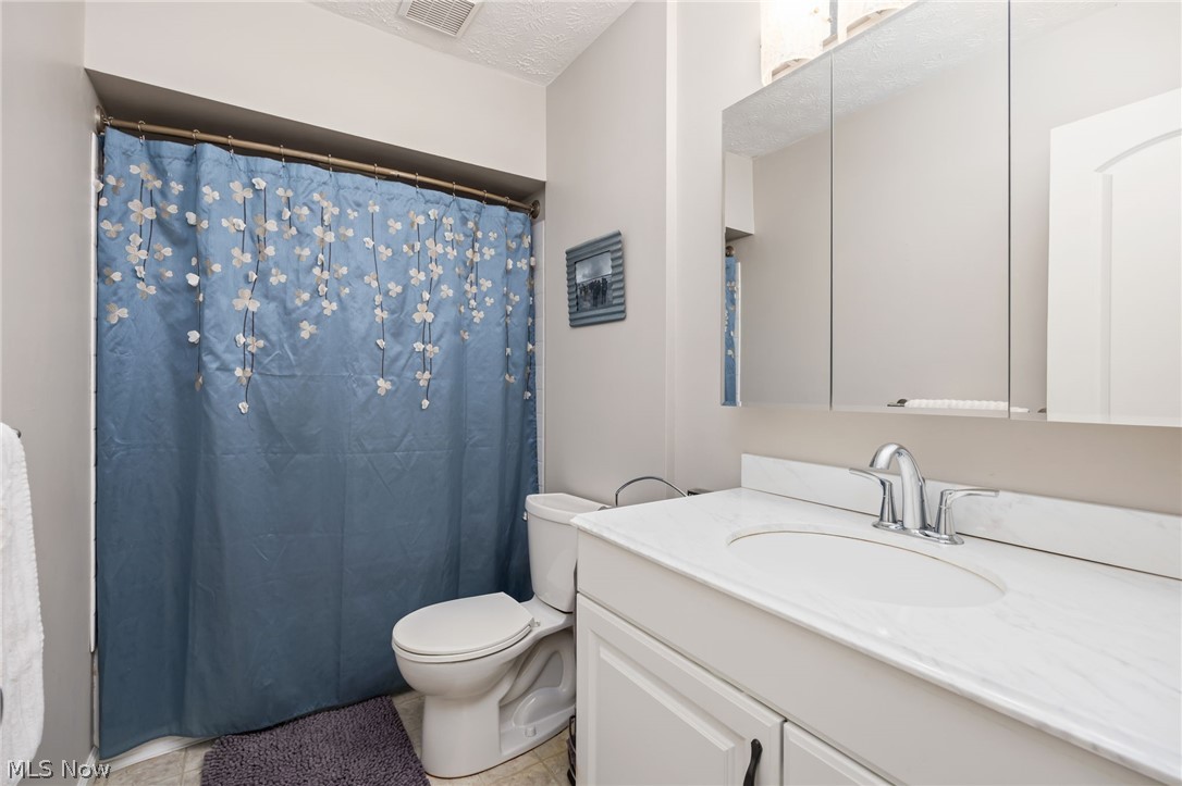5995 Buffham Road Seville OH 44273