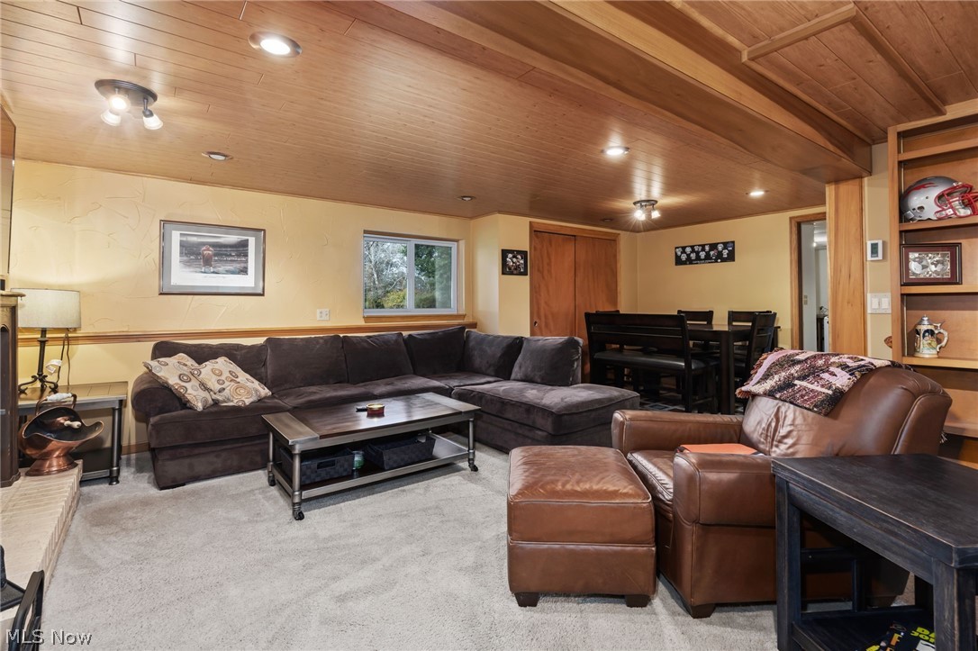 5995 Buffham Road Seville OH 44273